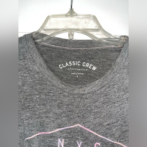 Aeropostale AERO NYC Cali Gray Women’s Classic Crew Tee Shirt Size Small - Picture 3 of 5